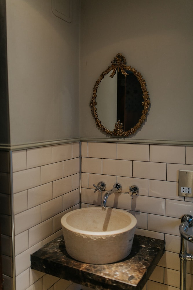 Alnwick Vacations - Newton Hall Courtyard Rooms - Property Image 2