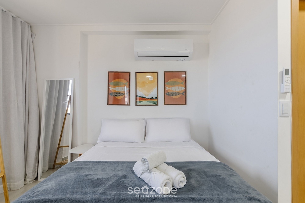 Stay With a Pool and gym 350m From the Beach in a Prime Location in Maceio - SLI