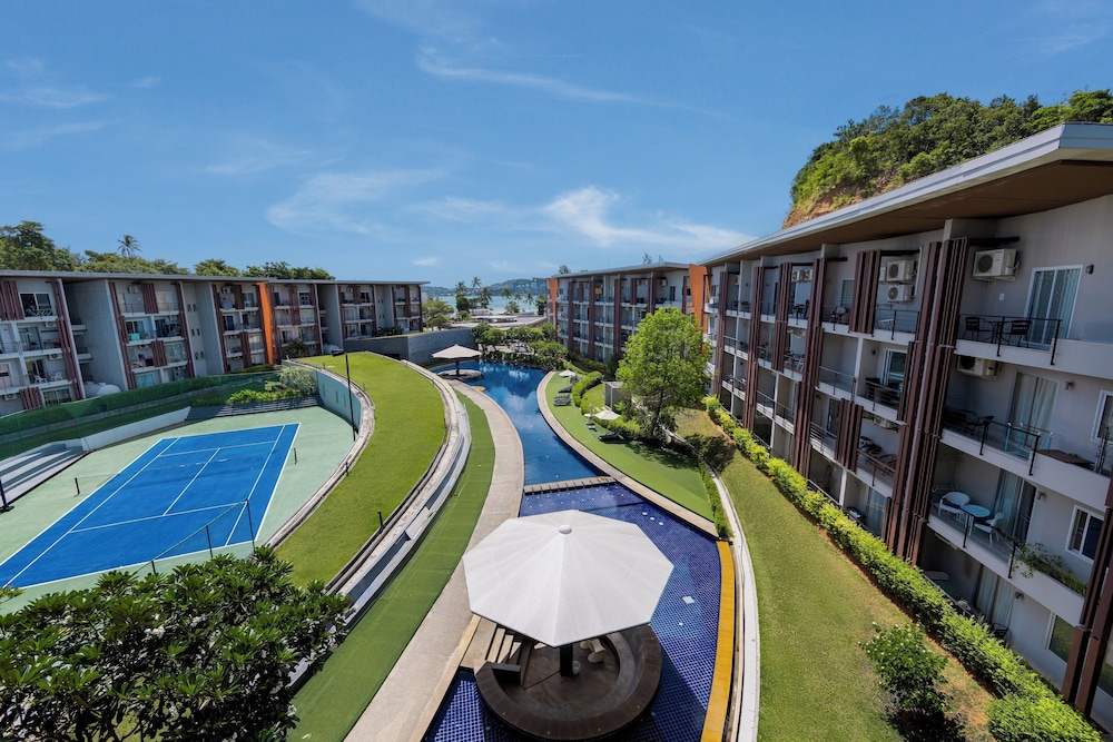 2 Bdr SEAVIEW condo on Bangrak beach