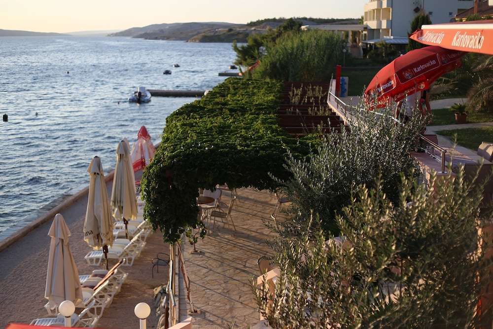 Pension Augustino