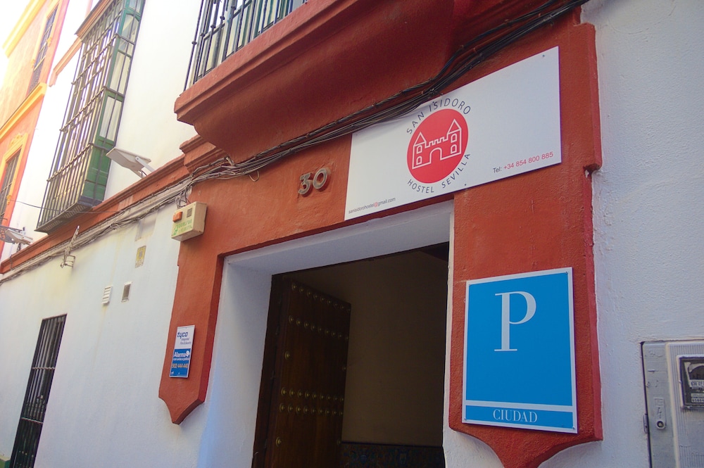 San Isidoro Hostel Sevilla view 3