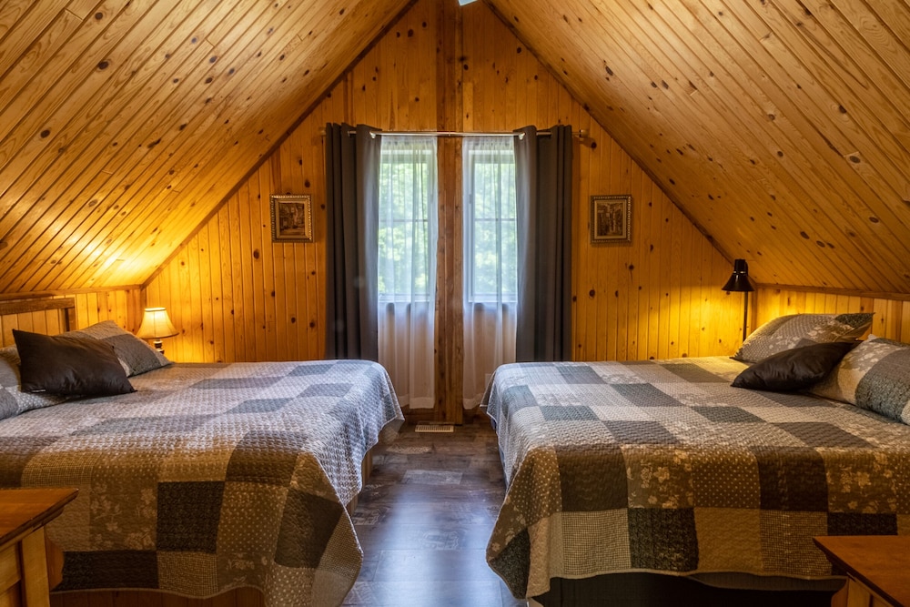 Les Chalets Tourisma - Le Chasse-Galerie-2