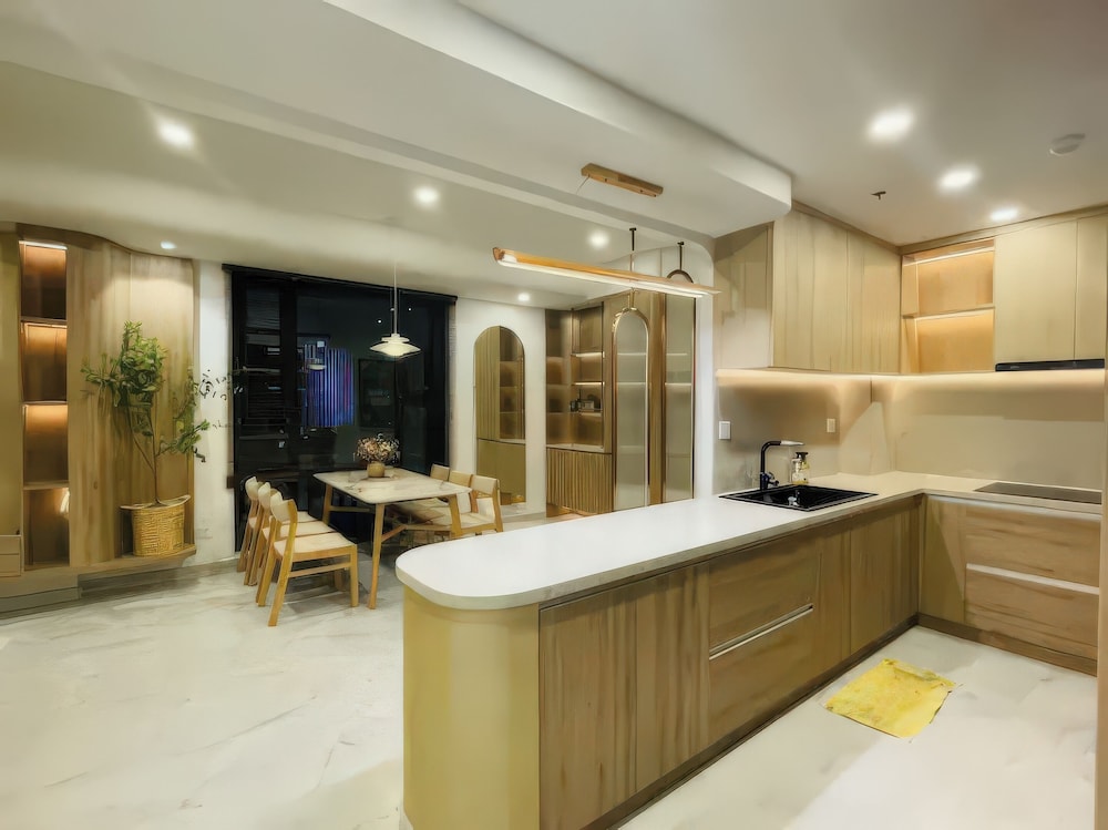 Genius Saigon - Luxury Apt walk to SECC