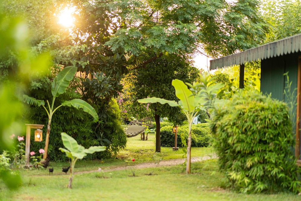 Etenna Beach Bungalows - Image 51