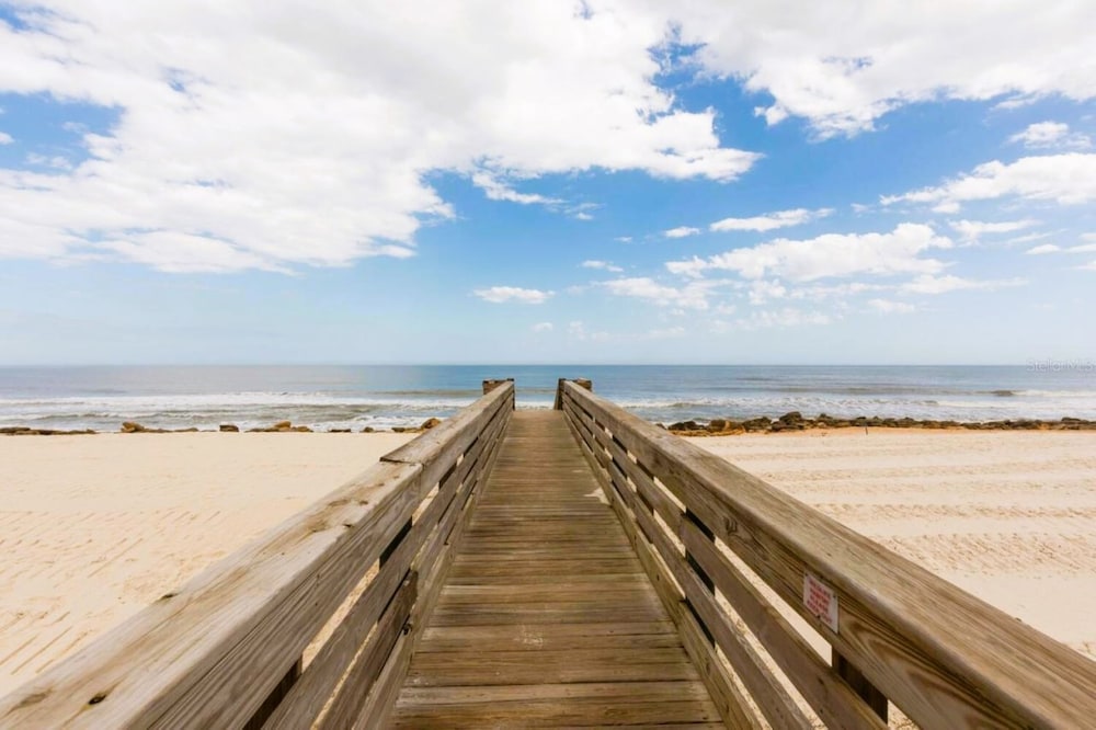 Surfview 2207 by Distinctive Beach Rentals
