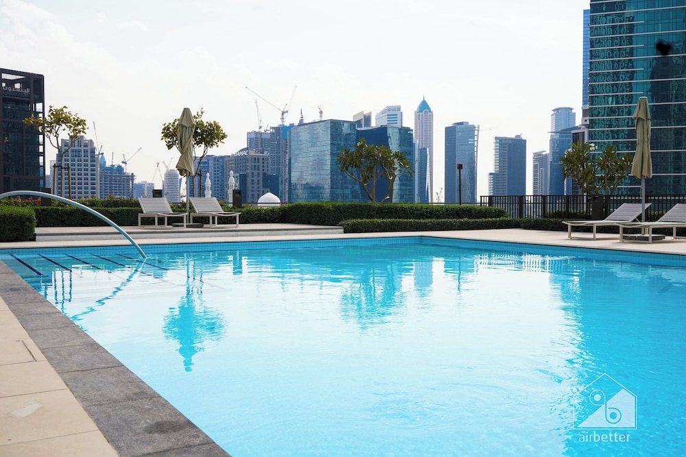 Luxurious 4B Balcony & Views Burjcrown Downtown