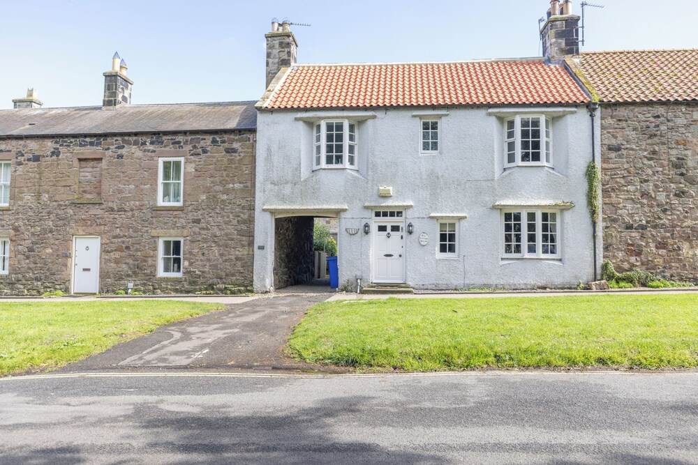 Village House - North East Escapes