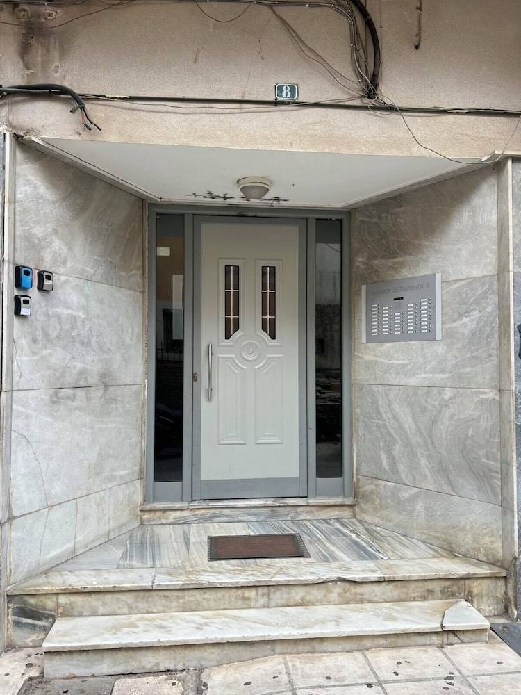 Margariti Central Two Bedroom Apt