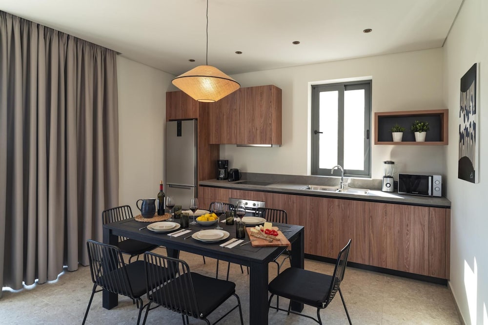 Massari Hills- Villa Nobu 4