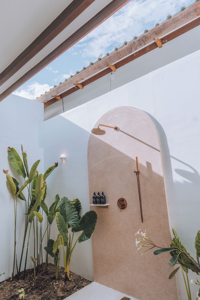 Lumora Boutique Villas