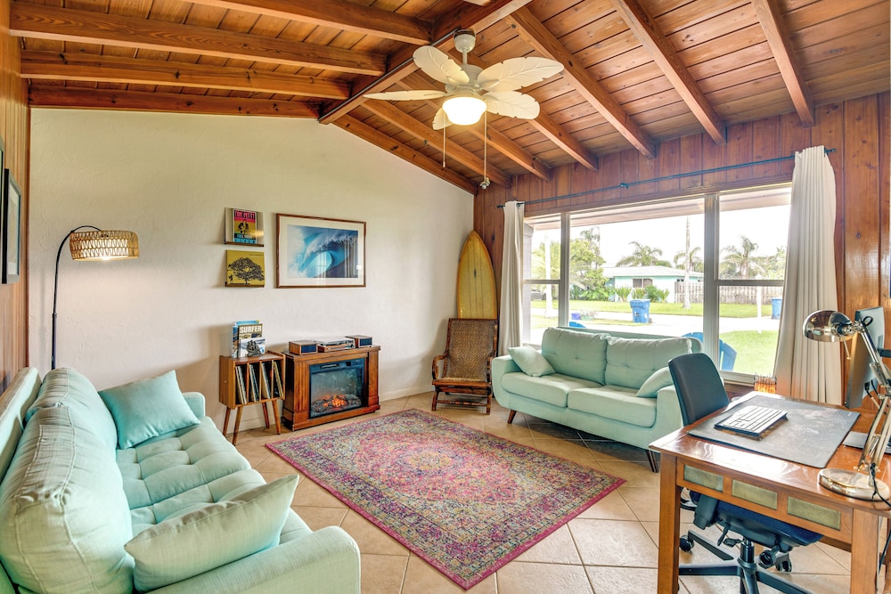 Walk to Shore + Pier: Family Home in Ormond Beach