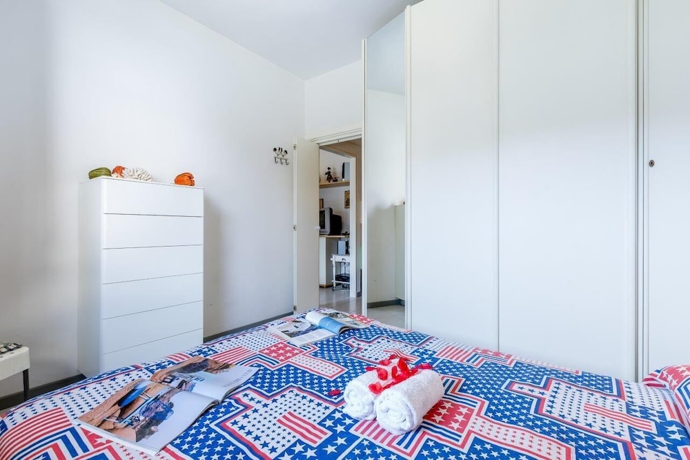 Mare 7 250m From Sea view 5