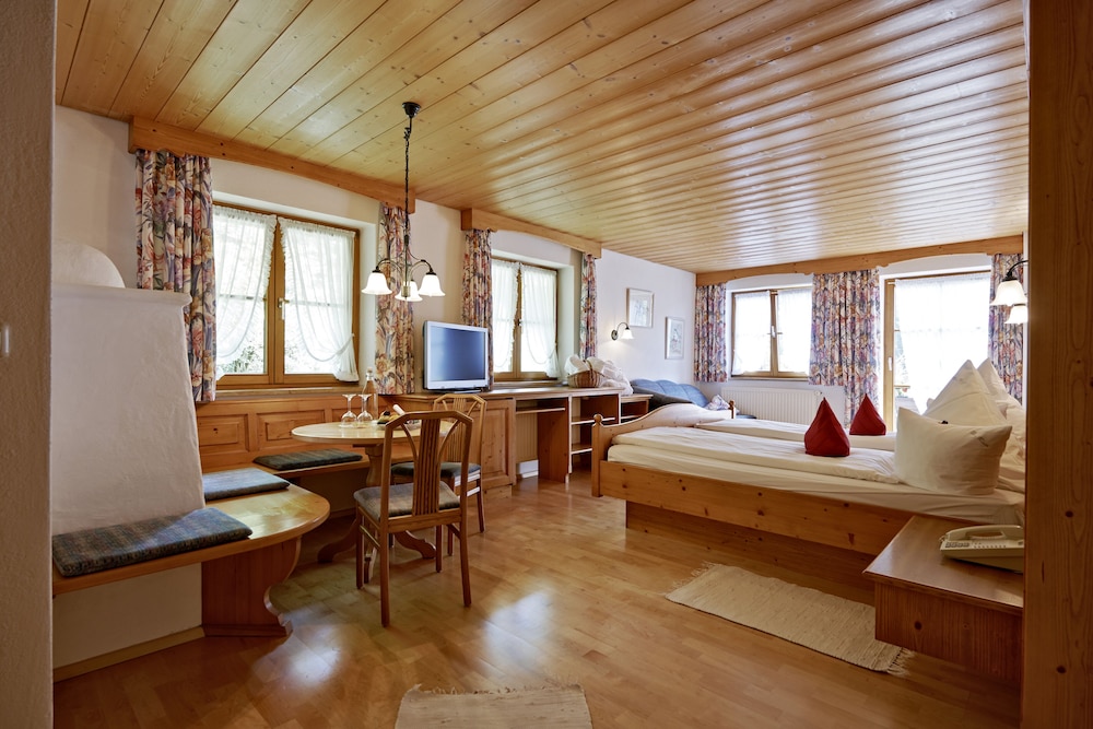 Hotel Bad Rain - Property Image 5