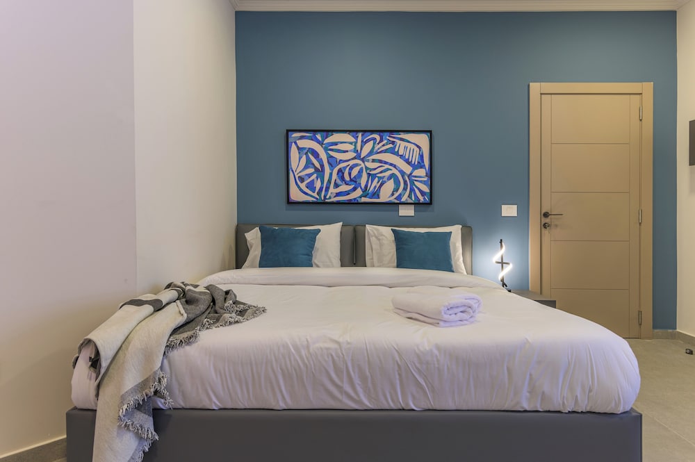 CityZen - Boutique Studios in Achrafieh