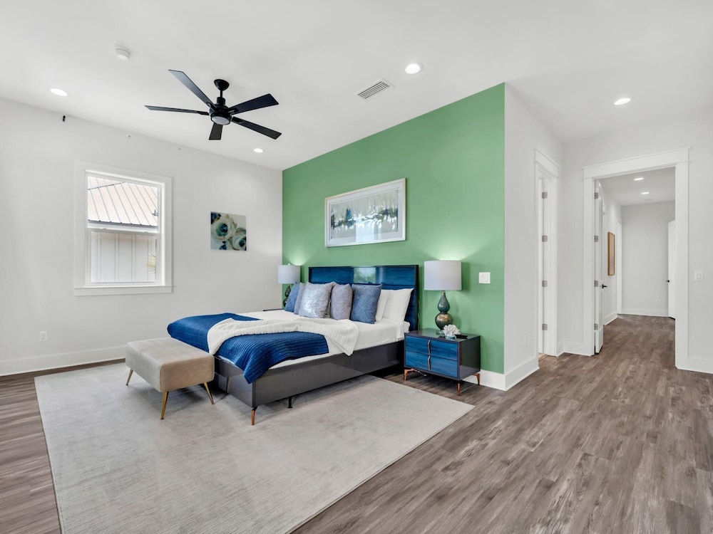 Evergreen By the Sea Unit A