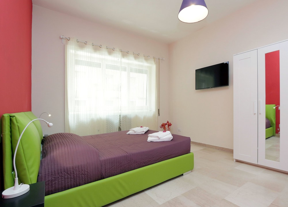 Lucky Domus Vatican apartment