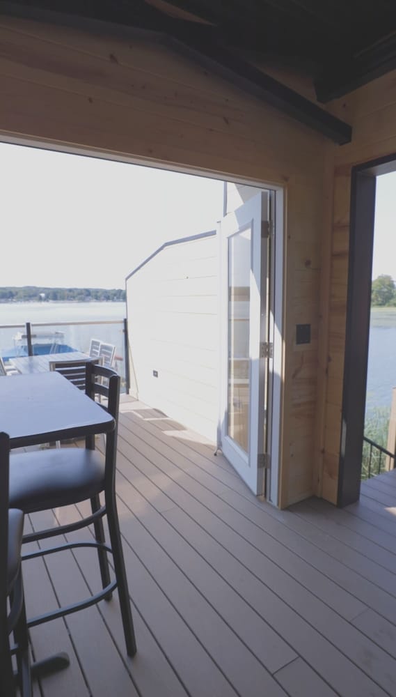 Edinboro Lake Resort Cabins