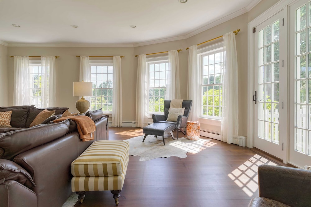 Secluded Berkshires Estate + Private Pond/pool,theater, Gym Sunny Pond
