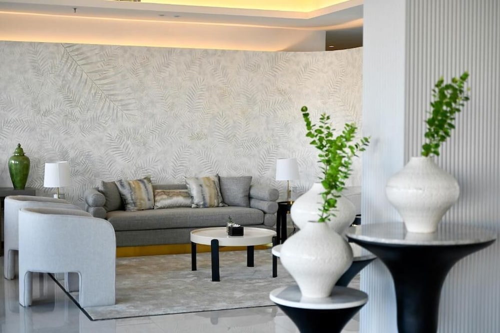Palm Gate Hotel Suites