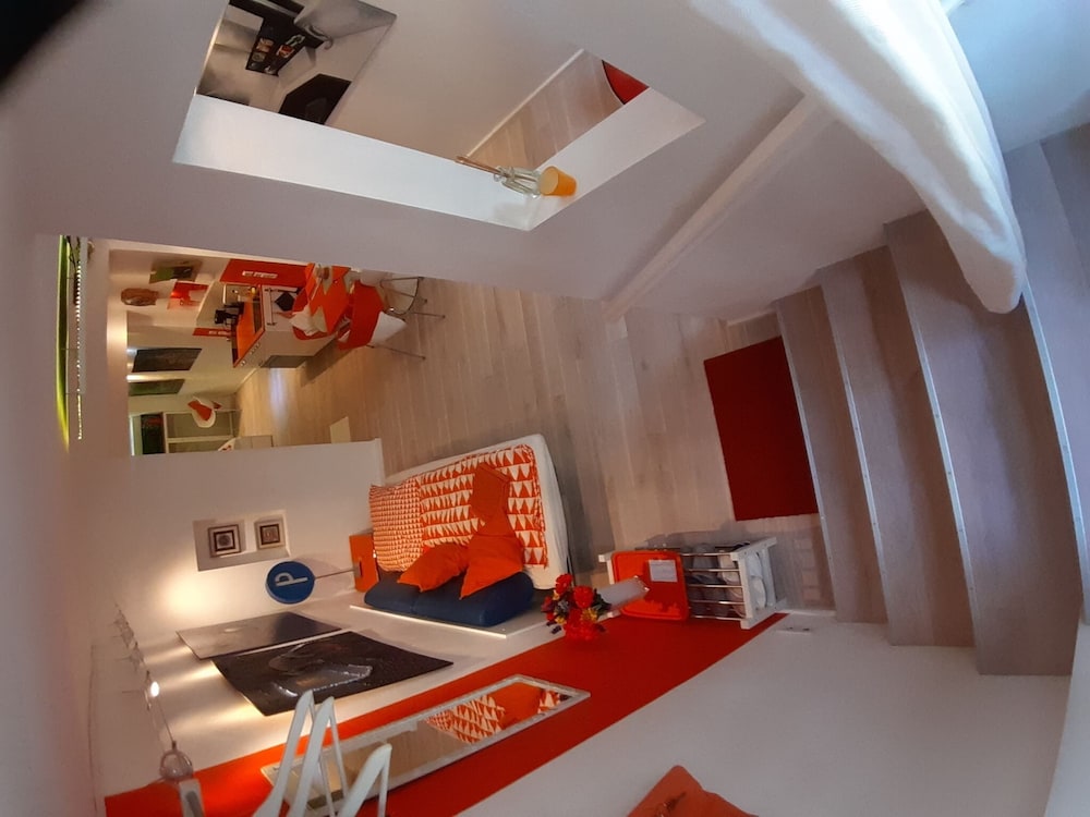 Contemporary Apartment in Kreuzberg, Berlin