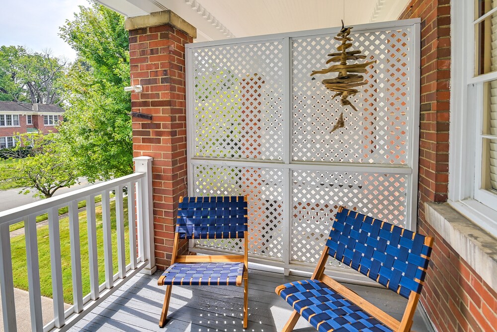Lexington Condo w/ Balcony: 1 Mi to UK Campus! view 4