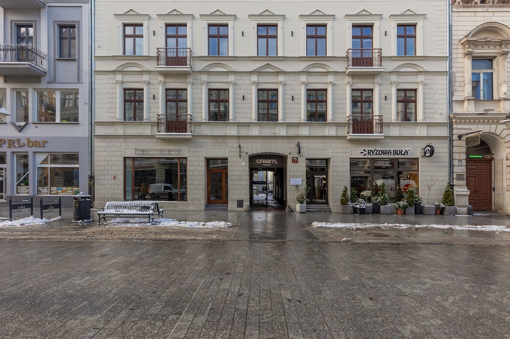 Piotrkowska Cozy Studio by Renters view 5