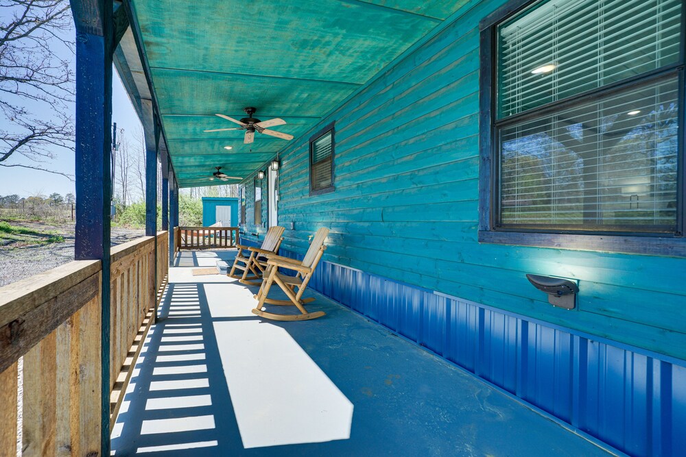 Broken Bow Cabin w/ Hot Tub, Fire Pit & Creek View view 5