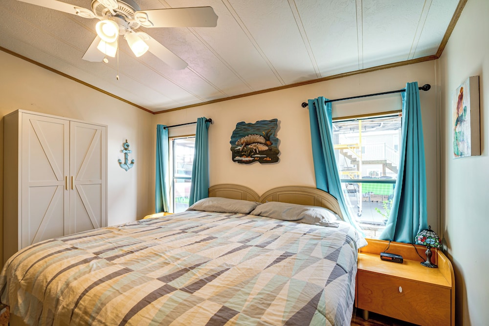 Angler's Paradise! Homosassa River Retreat w/ Dock