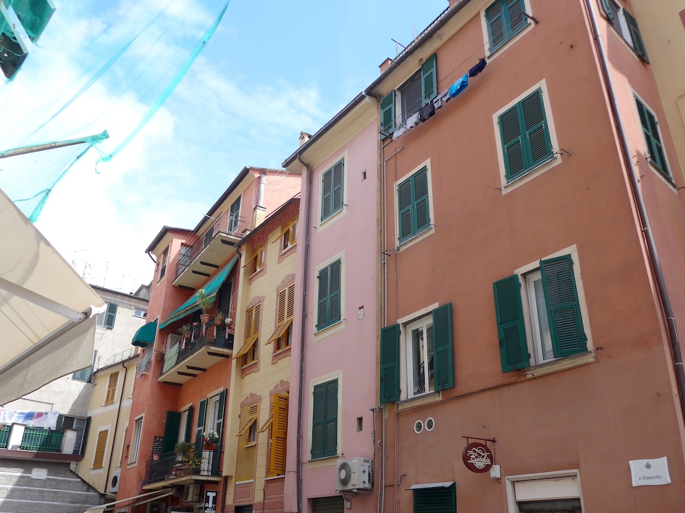 Photo 18