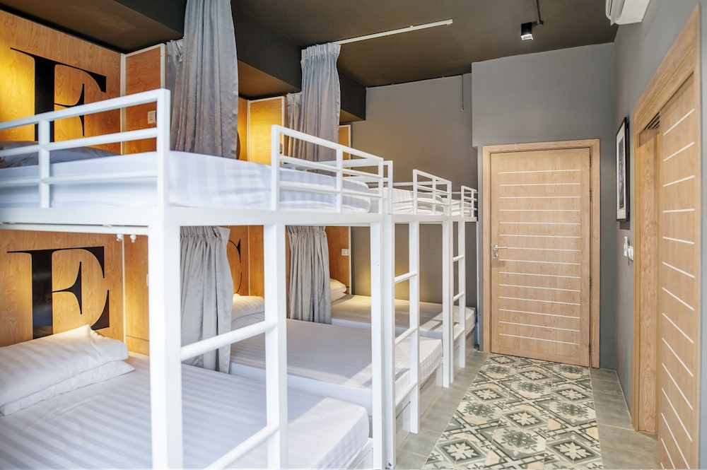 SKY HOTEL Central Phnom Penh - Rooms & Apartments