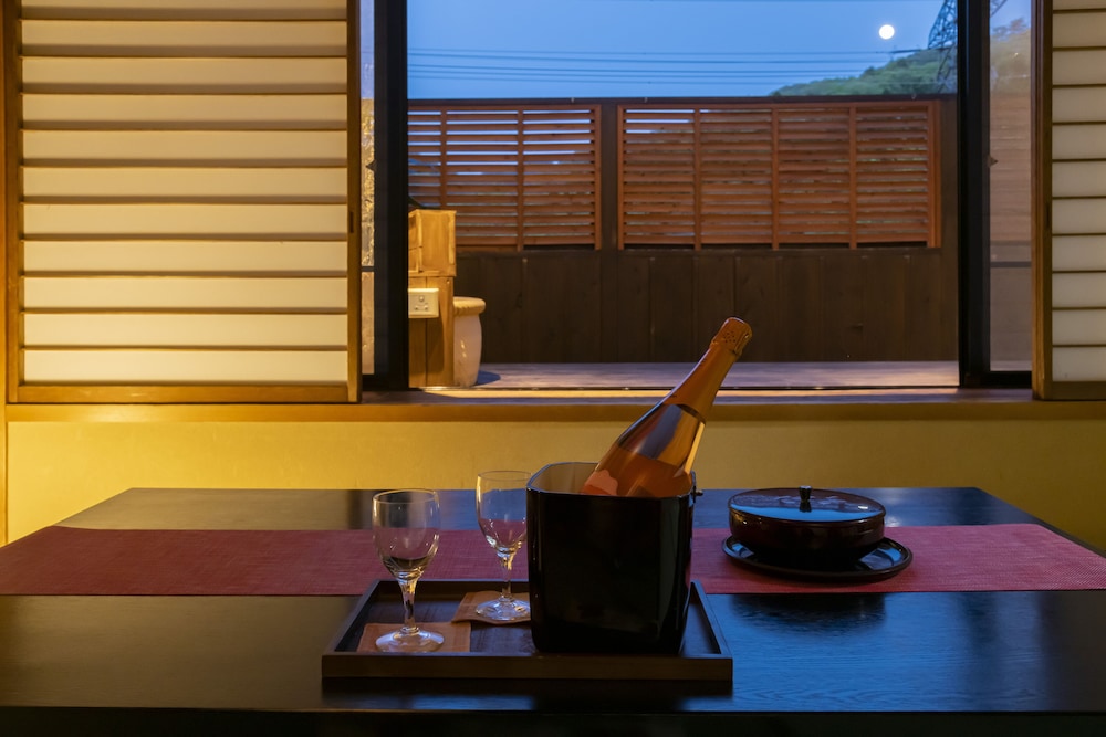 Hanahasuonnsenn Somayama