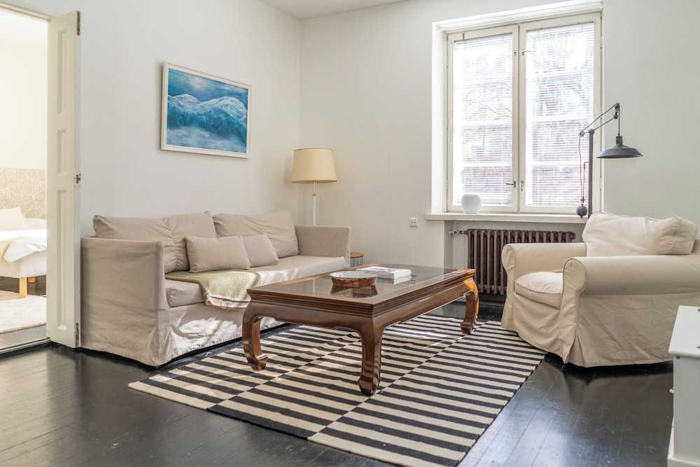 Spacious apt in Vibrant Kallio