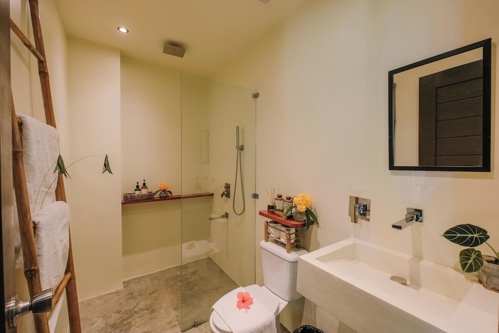UNLTD Hotel Siargao