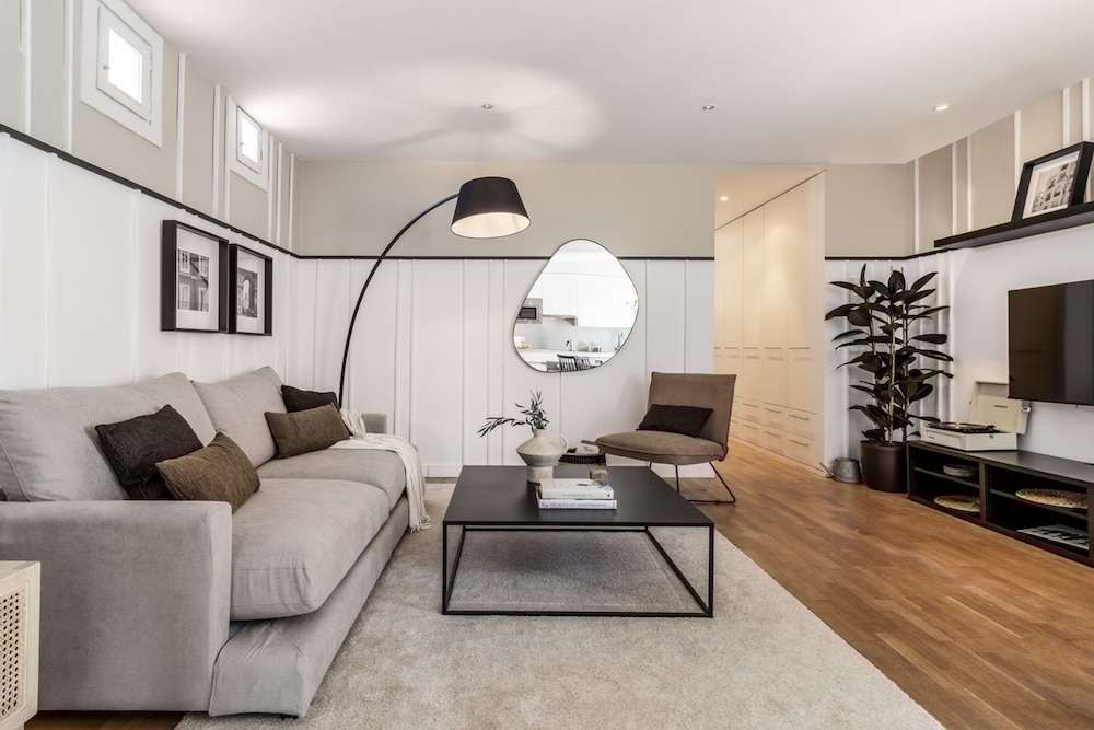 Oeste - 2 Bedrooms in Chueca