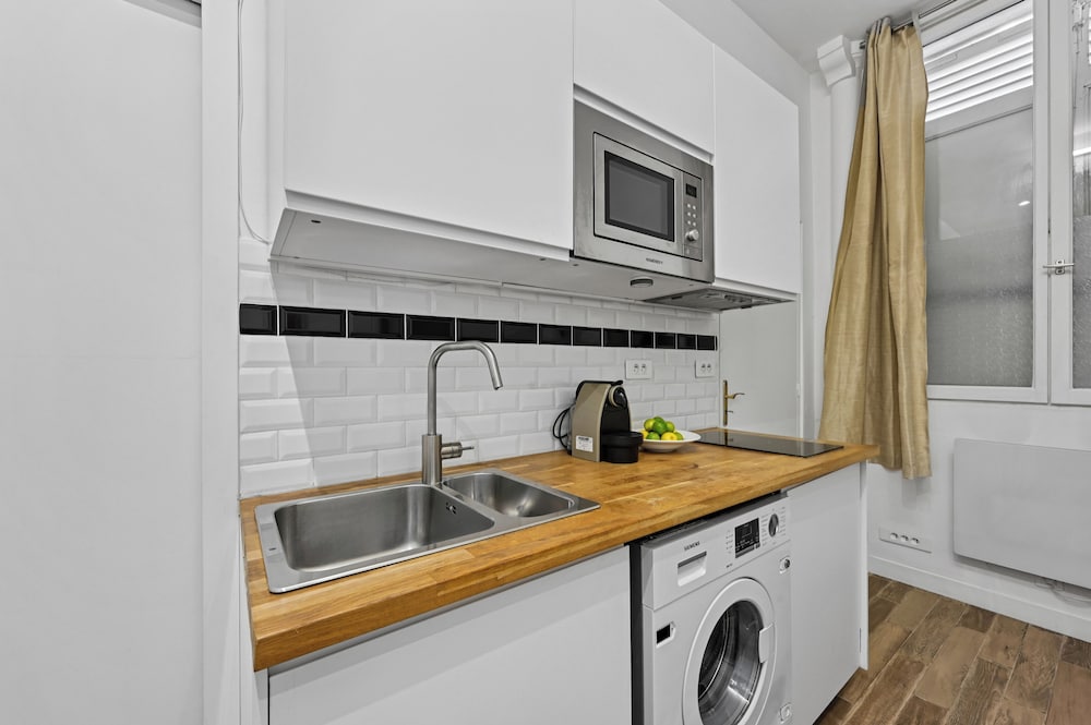 Stylish 1BR Flat Near Luxembourg Gardens