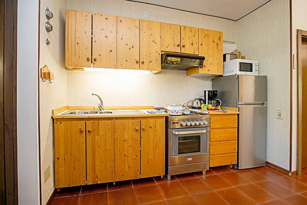 Residence Christina Due Laghi view 2