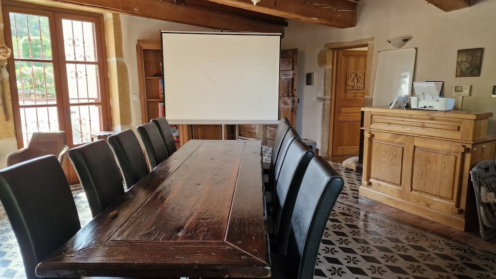 meeting & event spaces