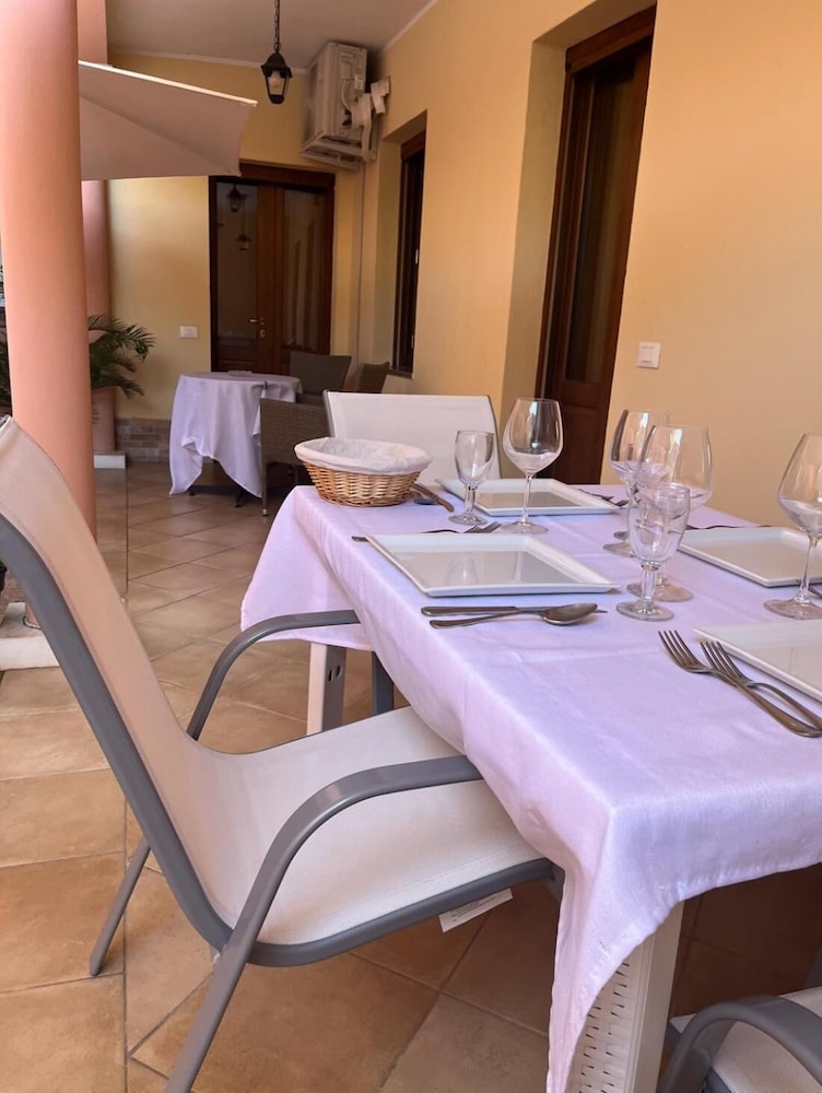Charming Pula Holiday Home With Private Entrance and Beautiful Terrace photo 3