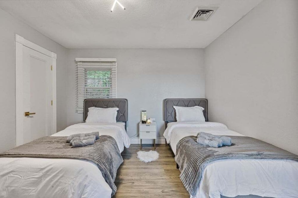 Casa Mattia - Stayshores 4 Bedroom Home