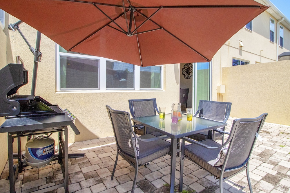 Compass Bay 3133