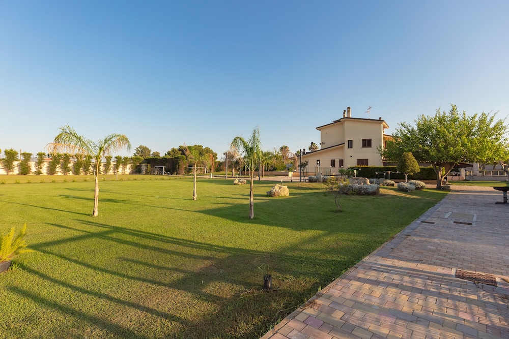 Giardini di Marzo Lecce B&B
