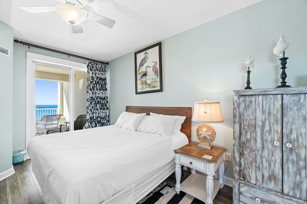 Grand Panama Beach Resort by Panhandle Getaways