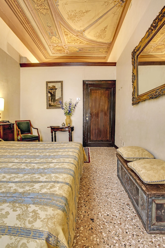 Palazzo Schiavoni Residenza d’Epoca