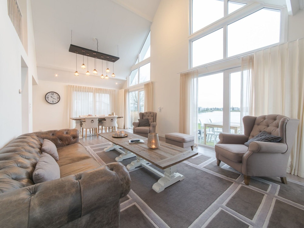 Stylish Holiday Home with Fireplace near Oosterschelde view 3