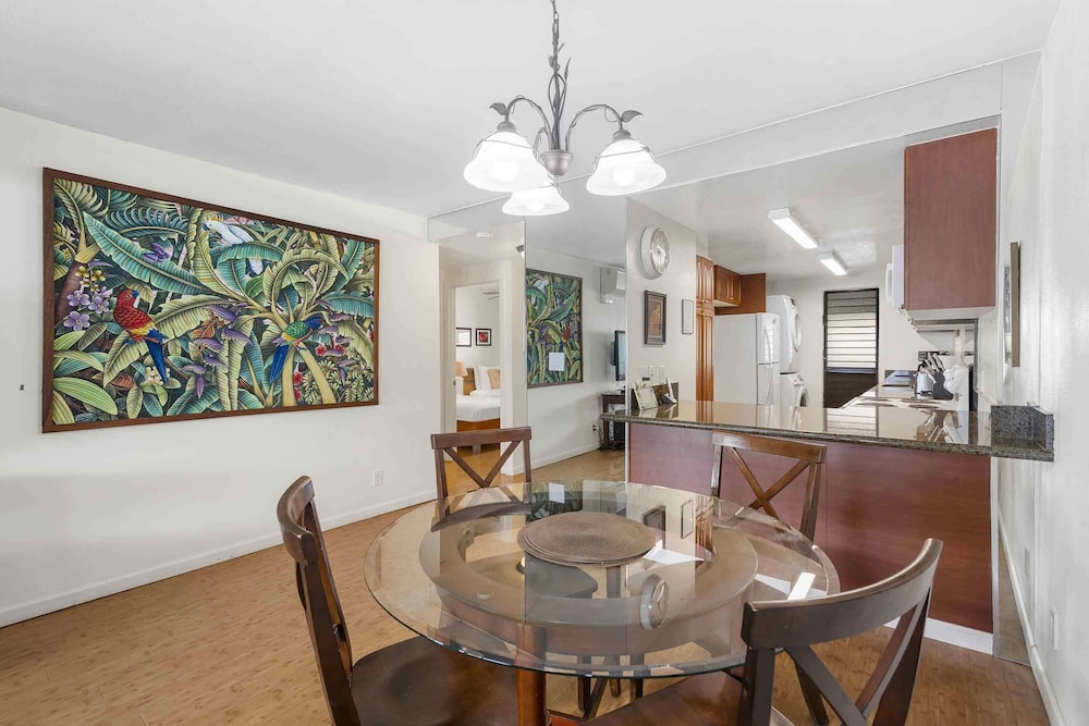 Lauloa 410 - Top Floor, Oceanfront Lanai, Molokini & Halaeakala Views, Split A/C