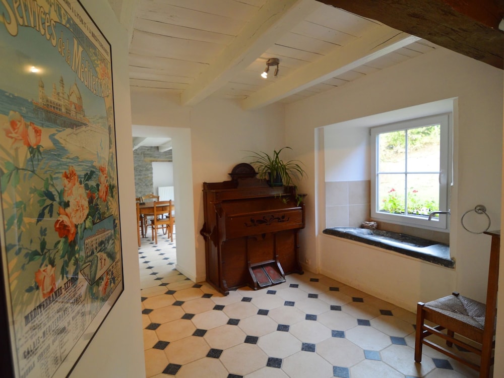 Peaceful Holiday Home With Garden in Fauvillers Belgium view 2
