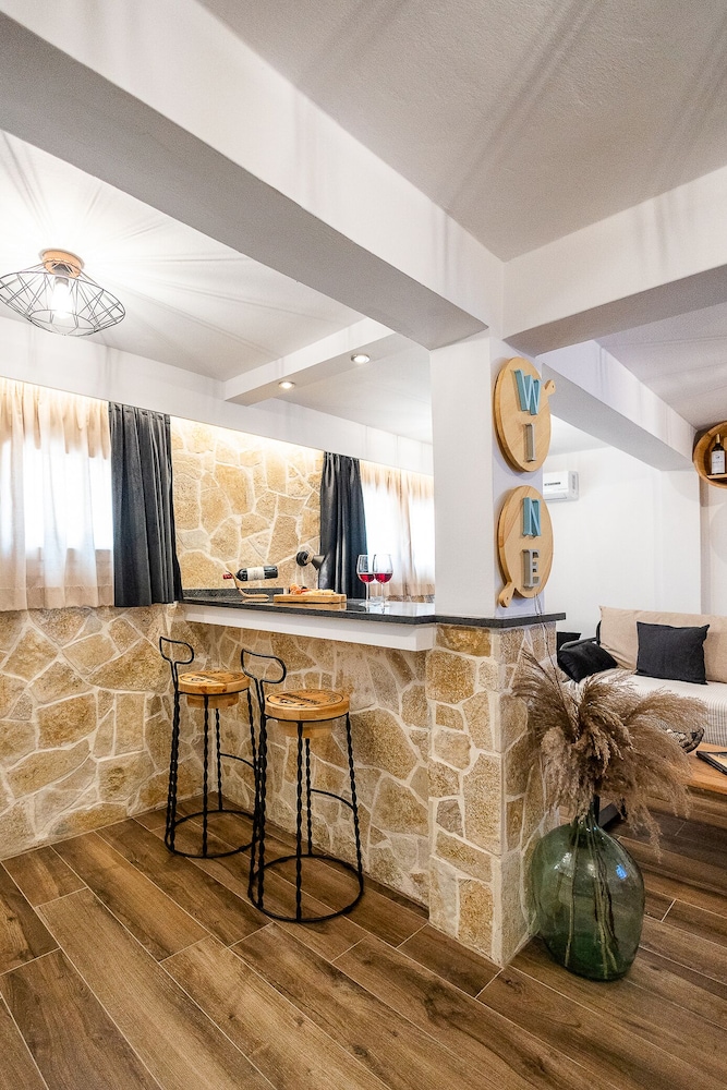 Mathraki Resort