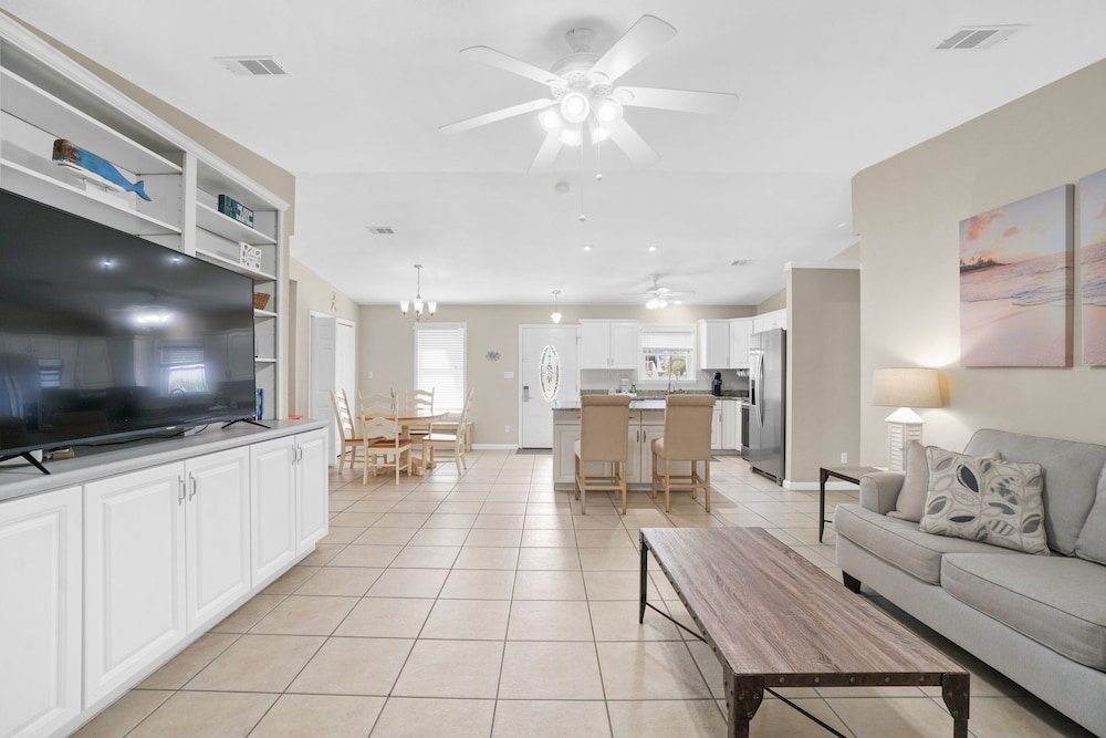 PCB Beach House - Sea Jam by PHG view 3