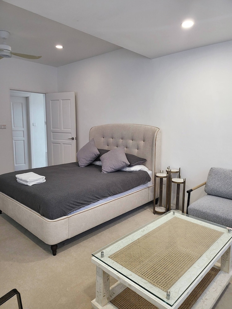 Luxury Tropical Bungalow in Damansara Golden Core