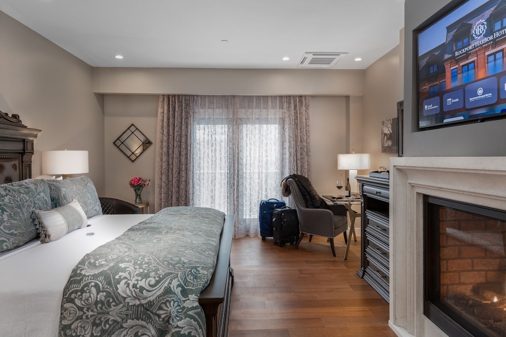 Rockport Harbor Hotel 9